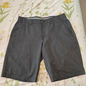 Men’s gray Under Armour golf shorts